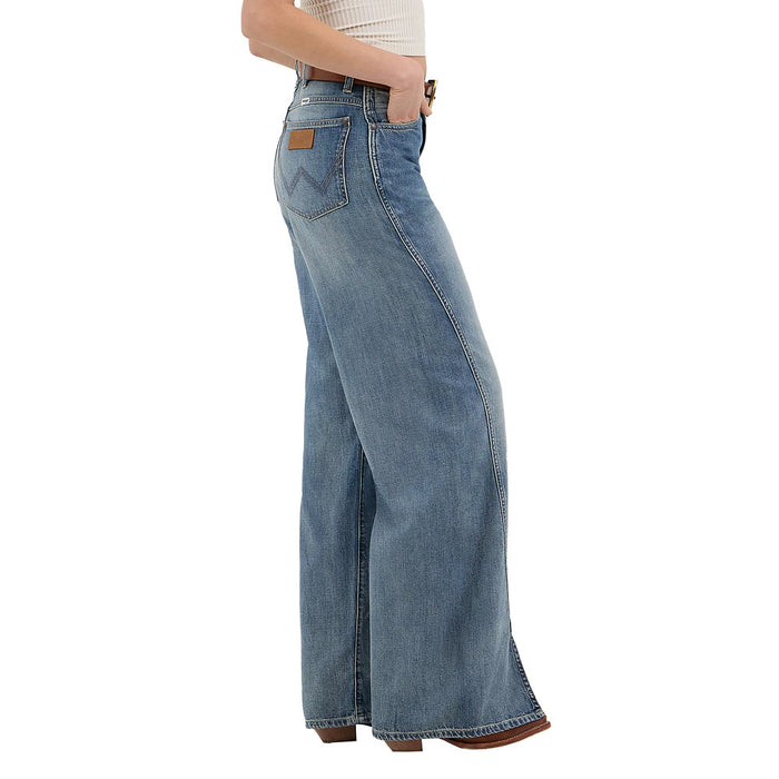 Wrangler Women's Green Wash Spat Loose Jeans