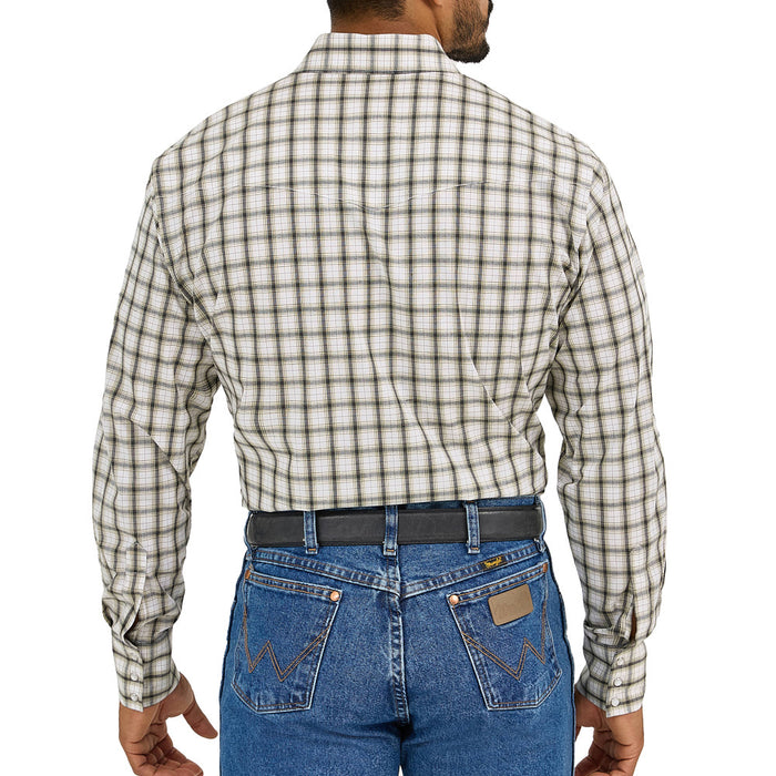 Wrangler Men's Black Wrinkle Resist Shirt