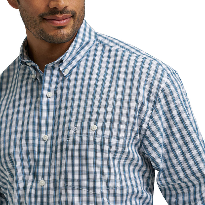 Wrangler Men's Blue Classic Long Sleeve Plaid Shirt