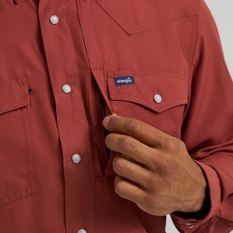 Wrangler Men's Rust Performance Shirt