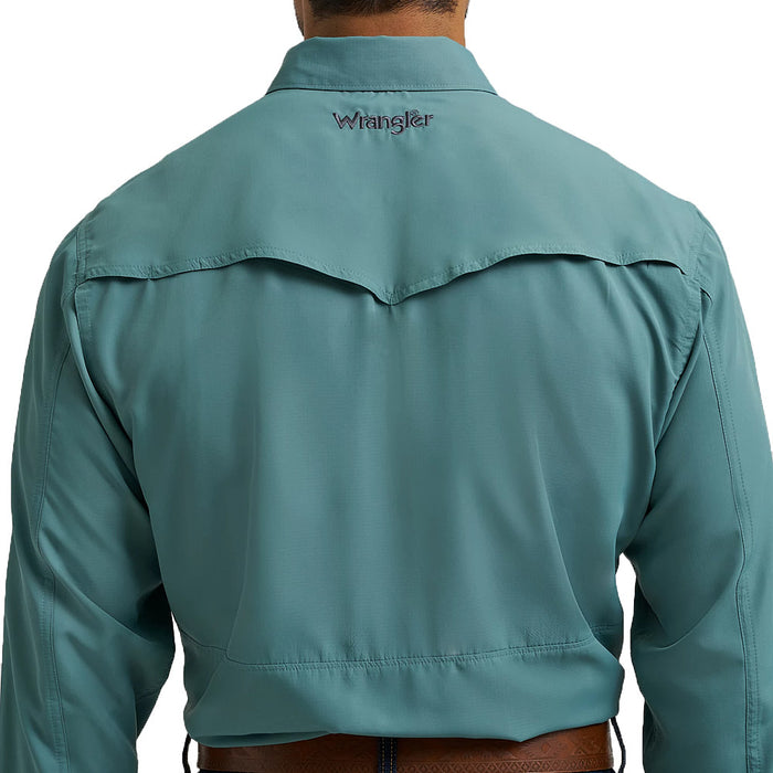 Wrangler Men's Pine Long Sleeve Performance Shirt