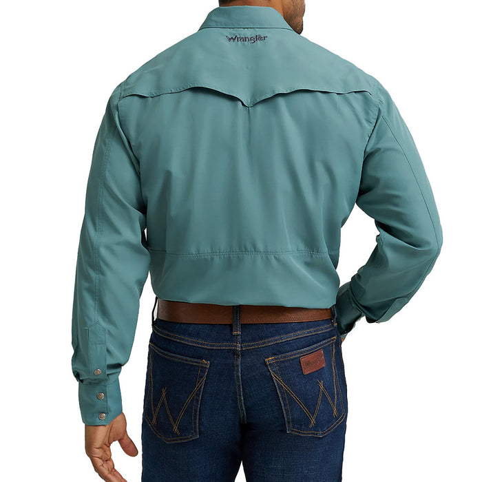 Wrangler Men's Pine Long Sleeve Performance Shirt