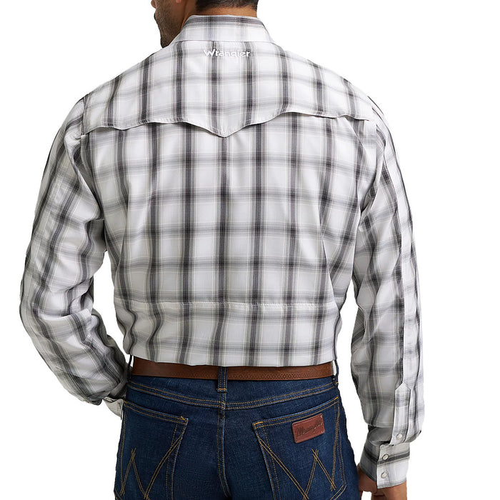 Wrangler Men's Performance Long Sleeve Shirt