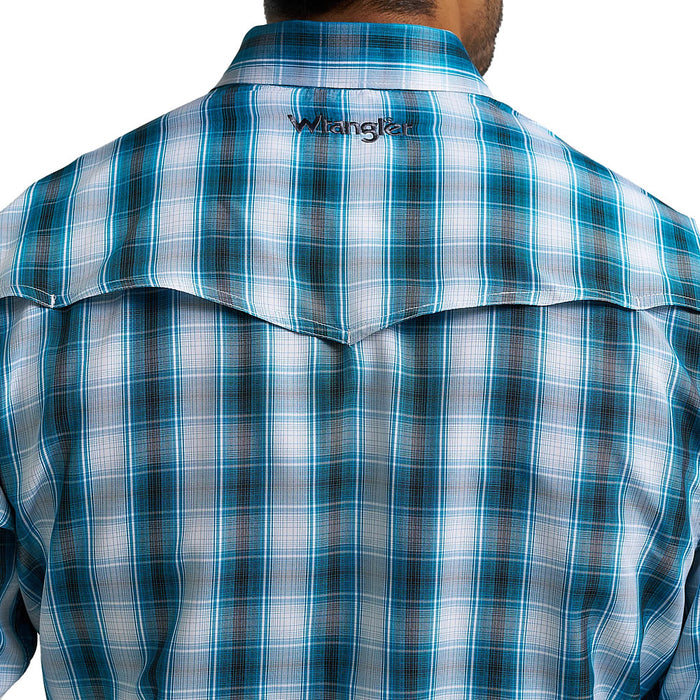 Wrangler Men's Turquoise Performance Snap Shirt