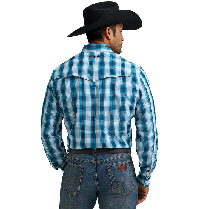 Wrangler Men's Turquoise Performance Snap Shirt