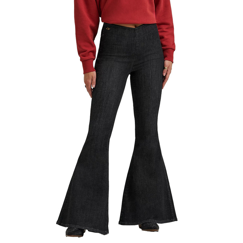 Wrangler Lainey Wilson Women's Pull On Black Flare Jeans
