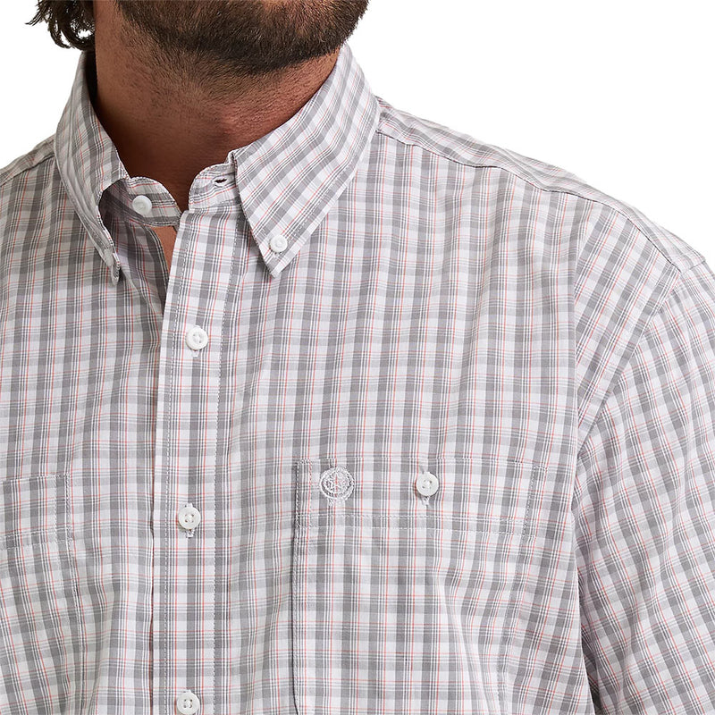 Wrangler Men's George Strait Grey Plaid Short Sleeve Shirt