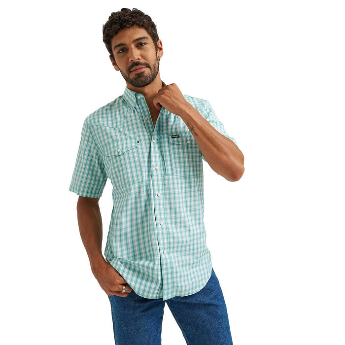 Wrangler Men's Latigo Bay Plaid ATG Performance Shirt