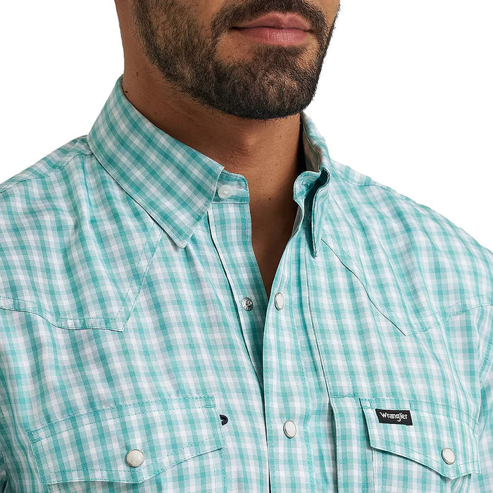 Wrangler Men's Latigo Bay Plaid ATG Performance Shirt
