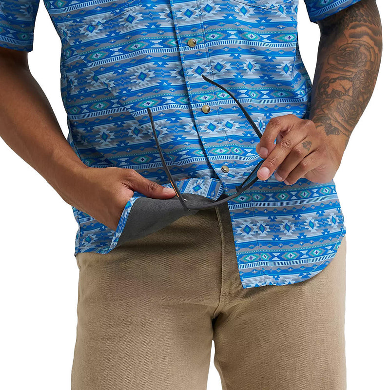 Wrangler Men's Checotah Cerulean ATG Performance Shirt