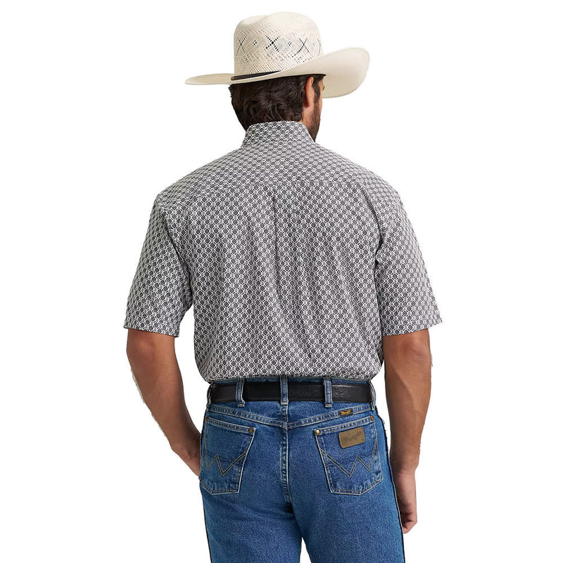 Wrangler Men's George Strait Grey Print Short Sleeve Shirt
