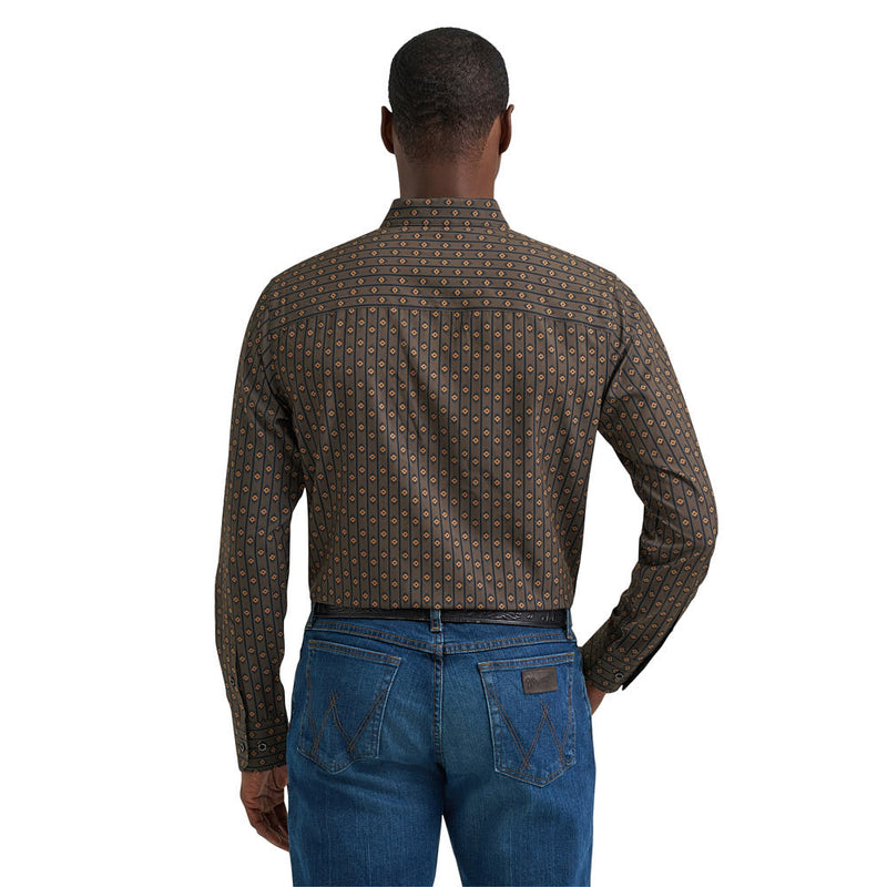 Wrangler Men's Cody Johnson Brown Performance Shirt