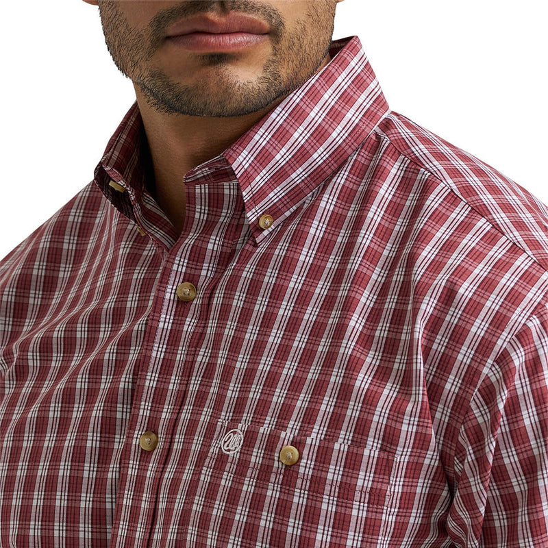 Wrangler Men's Red Plaid Classic Shirt