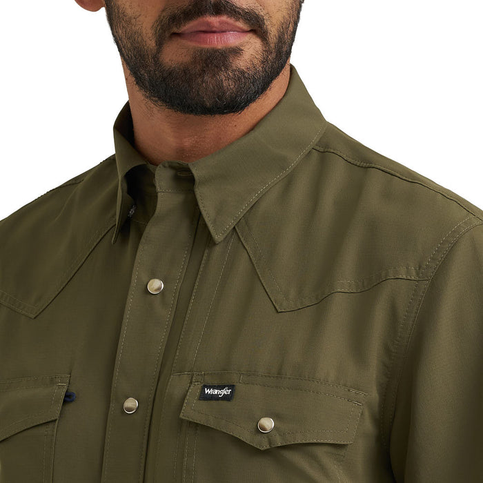 Wrangler Men's ATG Olive Night Performance Shirt