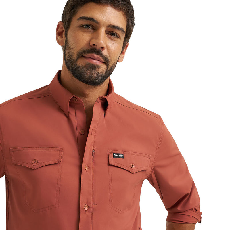 Wrangler Men's ATG Mahogany Live In Shirt