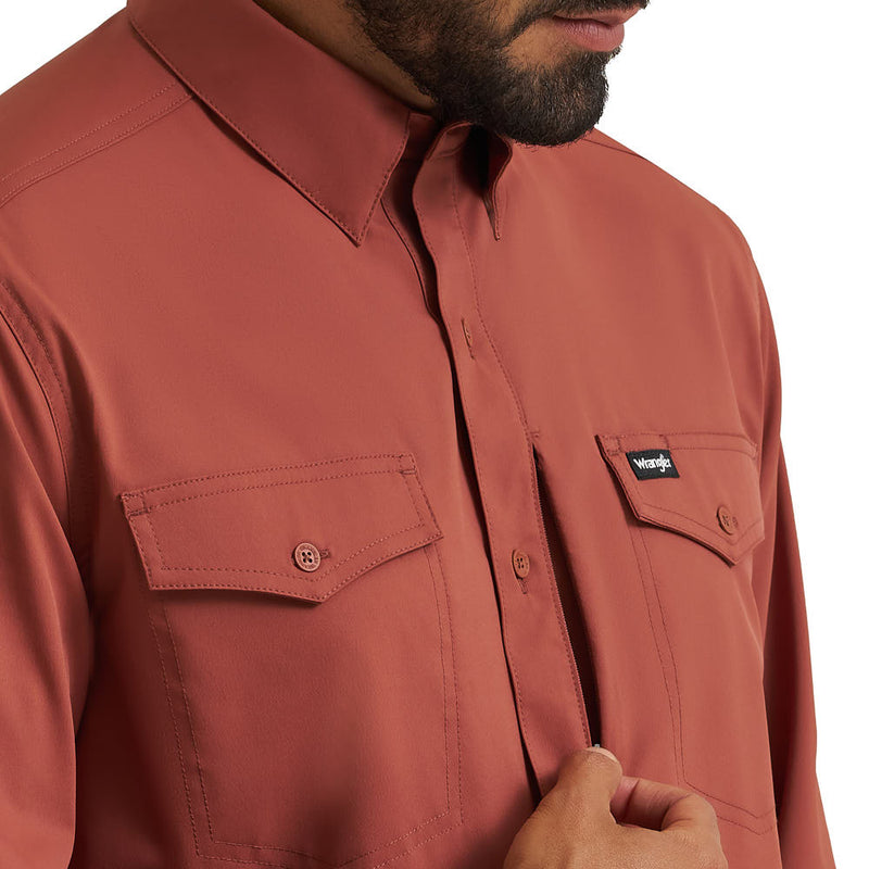Wrangler Men's ATG Mahogany Live In Shirt