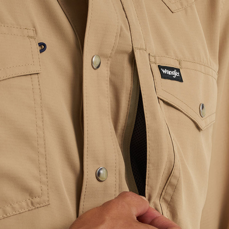 Wrangler Men's Western Performance Kelp Shirt