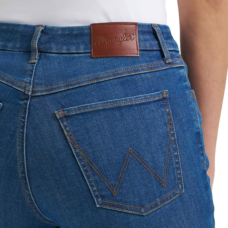 Wrangler Women's BeSpoke Ivy Flare Jeans