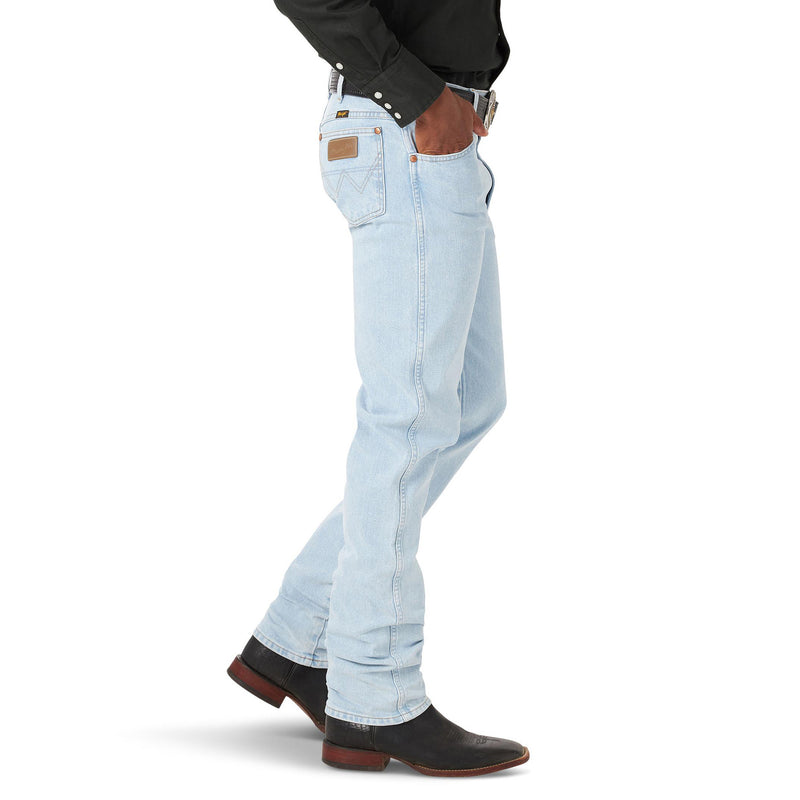 Wrangler Men's Bleach Cowboy Cut Active Flex Jeans