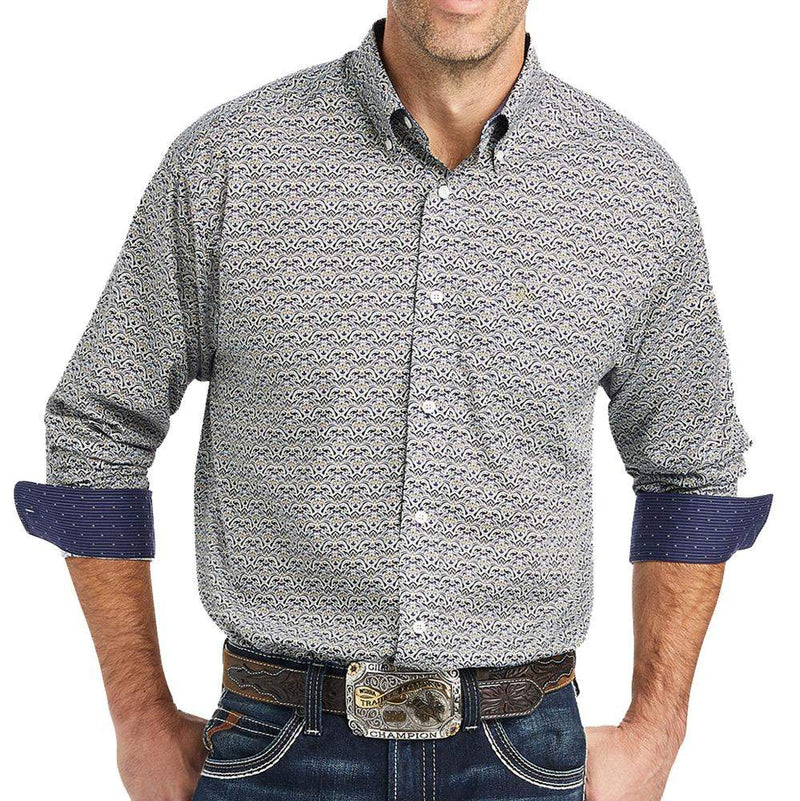 Ariat Men's Wrinkle Free Izik Classic Fit Shirt