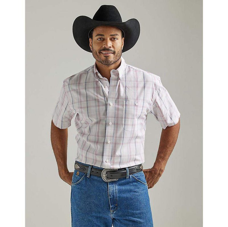 Wrangler Men's George Strait Short Sleeve Button Down