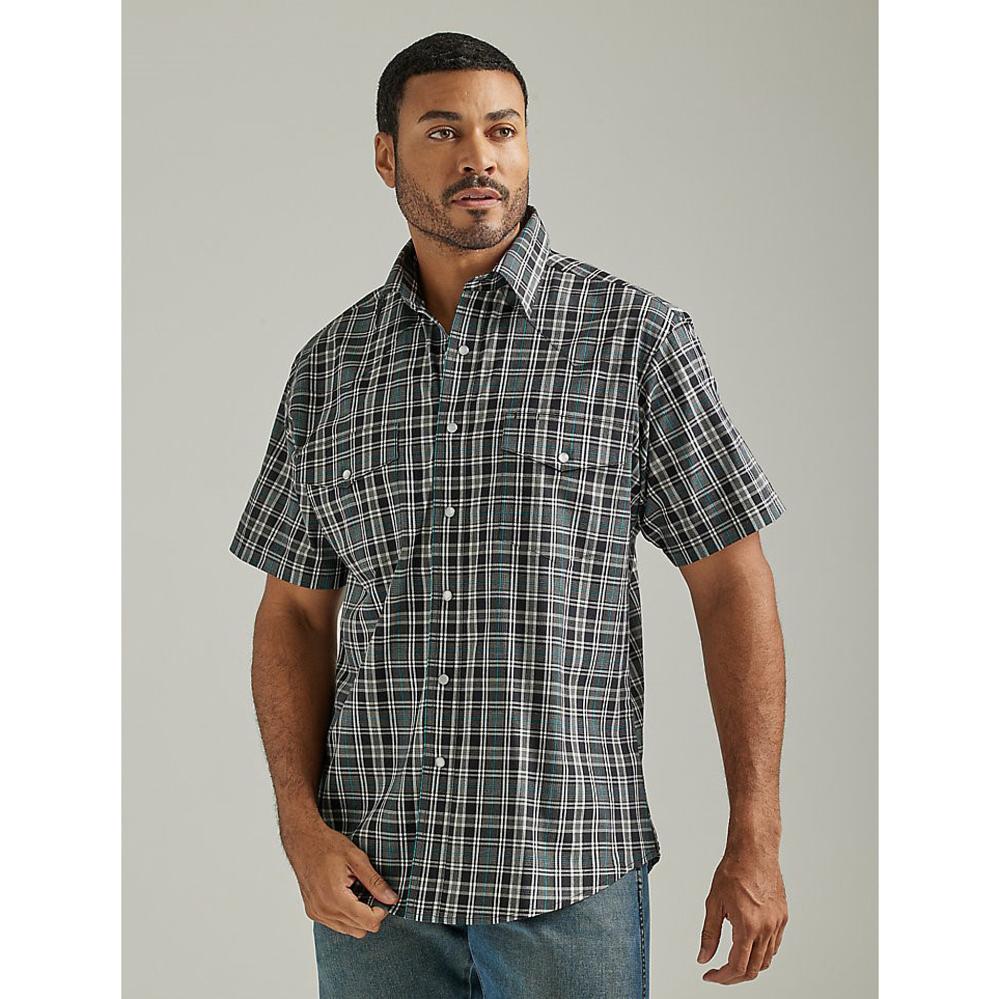 Wrangler Mens Wrinkle Resist Short Sleeve Shirt Black