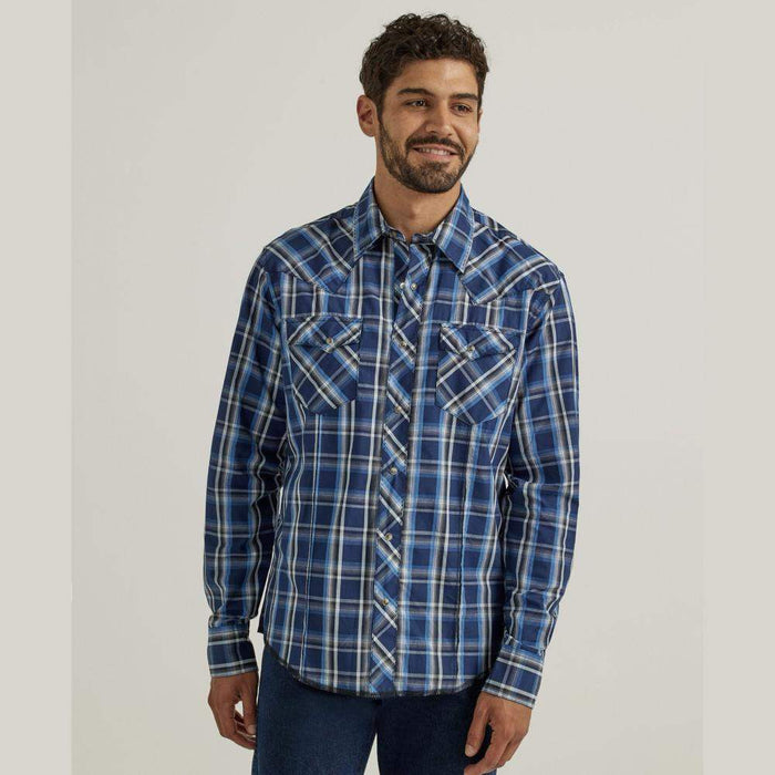 Wrangler Men's Navy Plaid Fashion Snap Shirt