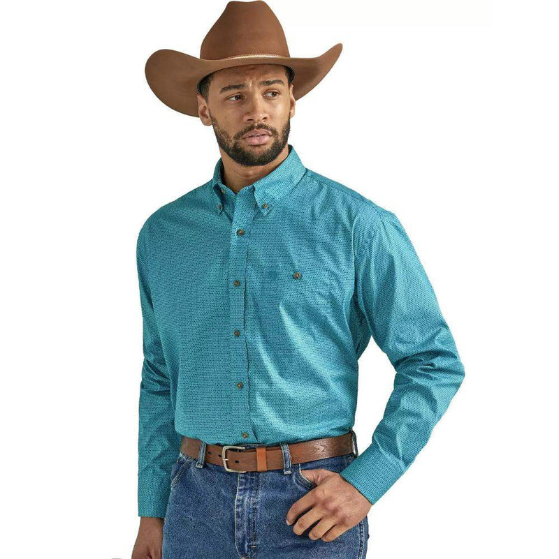 Wrangler Men's George Strait Long Sleeve Button Down