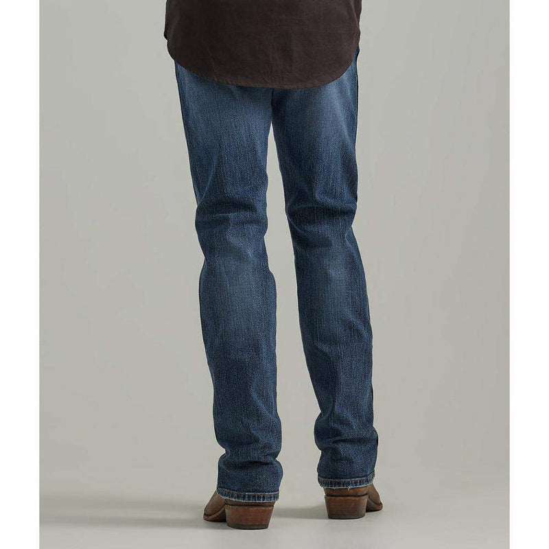 Wrangler Men's Retro Slim Fit Straight Leg Jeans