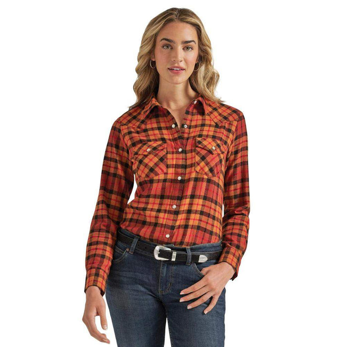 Wrangler Women's Essential Flannel Plaid Western Snap Shirt