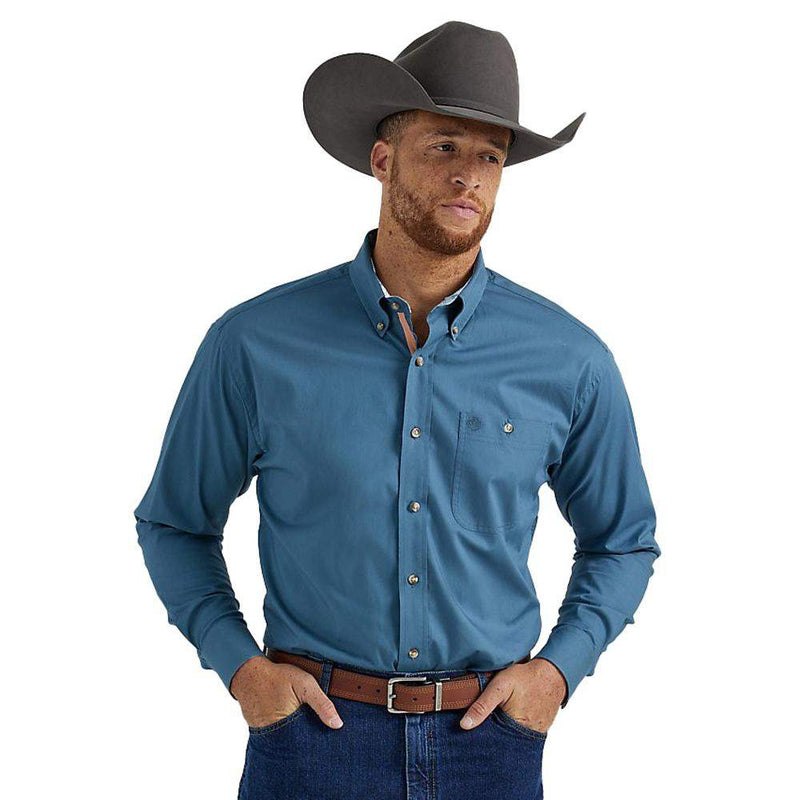 Wrangler Men's George Strait Long Sleeve Button Down