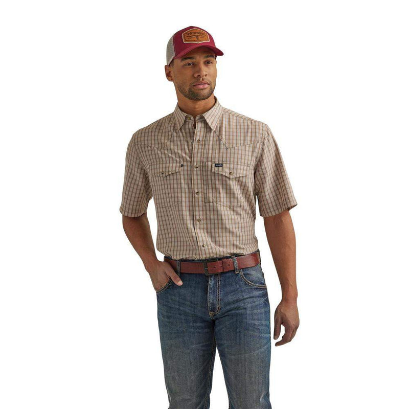 Wrangler Men's Performance Short Sleeve Snap Shirt