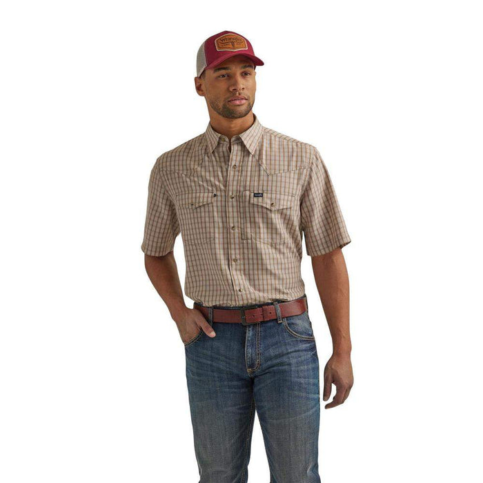 Wrangler Men's Performance Short Sleeve Snap Shirt