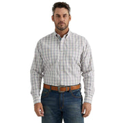 Wrangler Men's George Strait Two Pocket Button Down Shirt