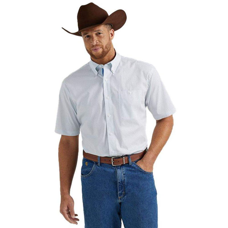 Wrangler Men's George Strait Short Sleeve Button Down Shirt