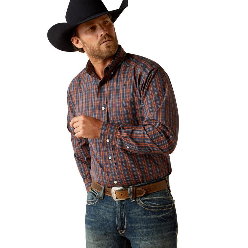 Men's Wrinkle Free Iker Classic Fit Shirt