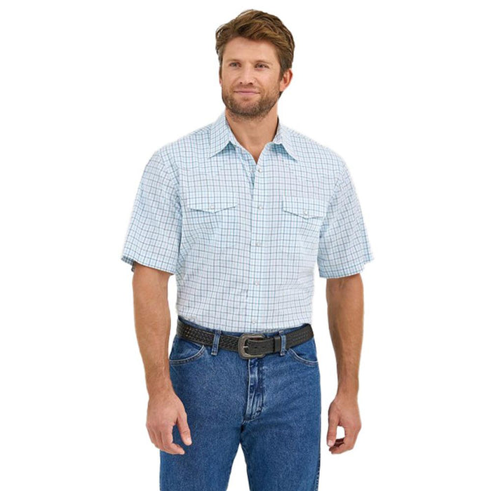 Mens White/Blue Wrinkle Resistant Short Sleeve Shirt
