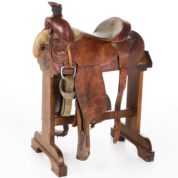 Used 15in Slickout All Around Saddle