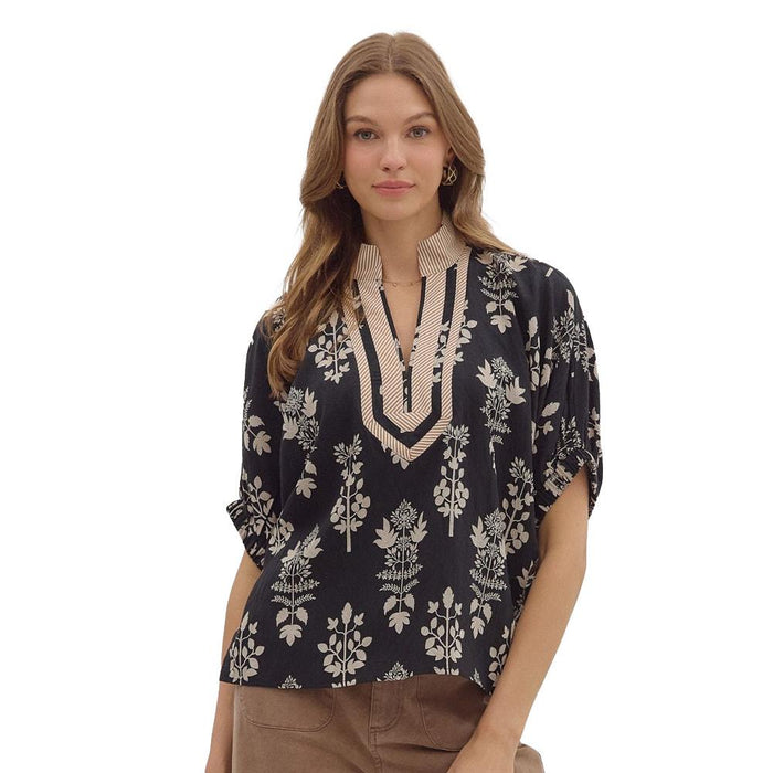 Women's Black & White Print Short Sleeve Top