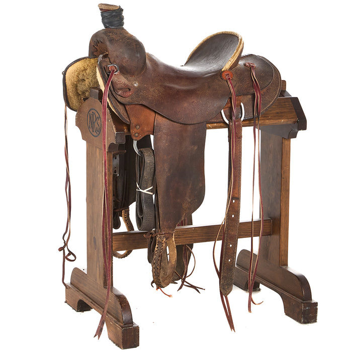 Used 15in Roughout Ranch Roper with Oxbow Stirrups