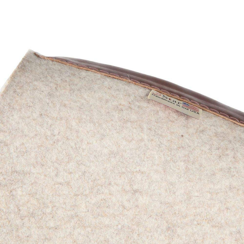 5 Star Equine Products Supplies Inc. 1in Contoured Butterfly Natural Felt Under Pad