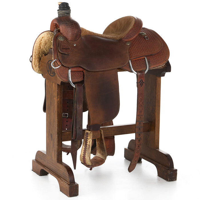 Used 15in Waffle Stamp with Quilted Seat Team Roper