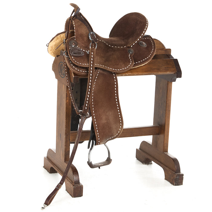 Used 14in White Buckstitch Barrel Saddle