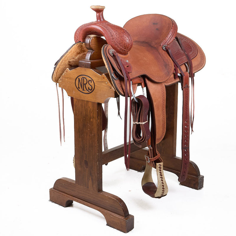 Used 16in Diamond Basket Stamp Team Roper