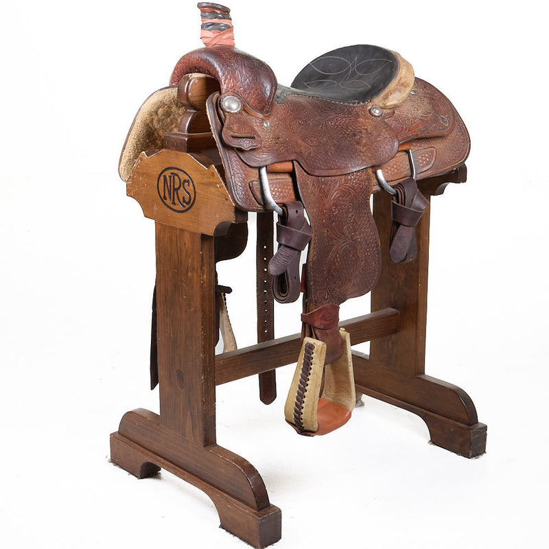 Used 14.5in Basket Stamp Oak and Acorn Team Roper