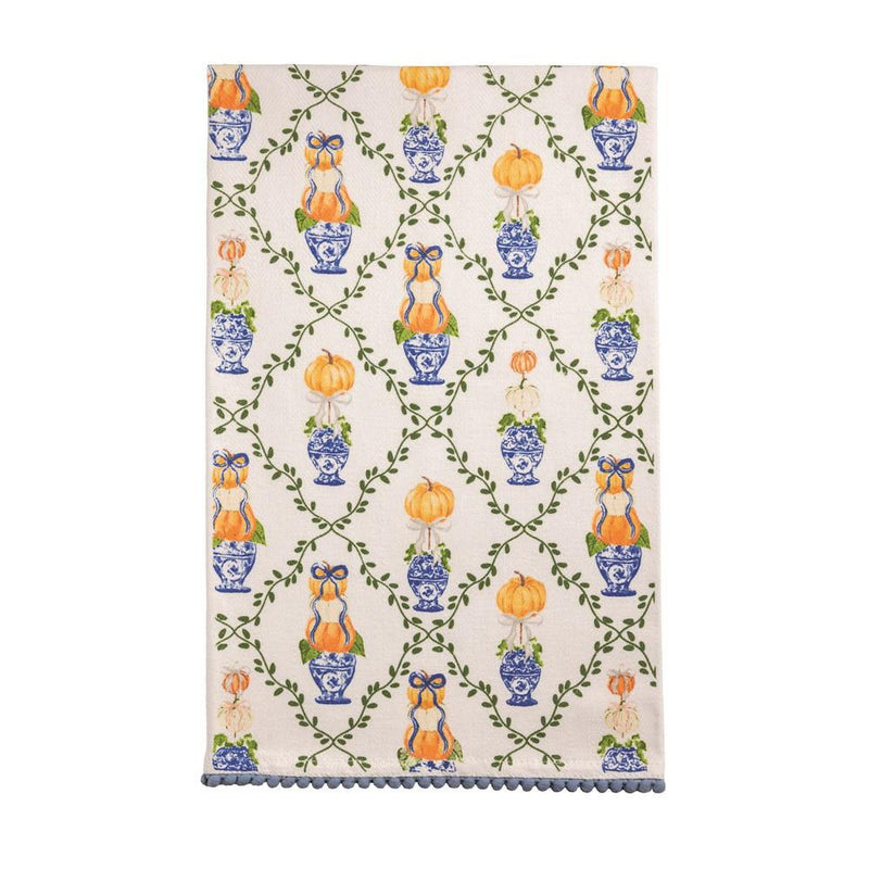 Pumpkin Topiary Towel