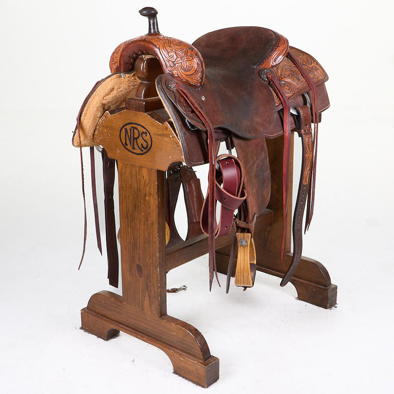 Used 16in 1/4 Breed Floral Scott Thomas Cowhorse Saddle