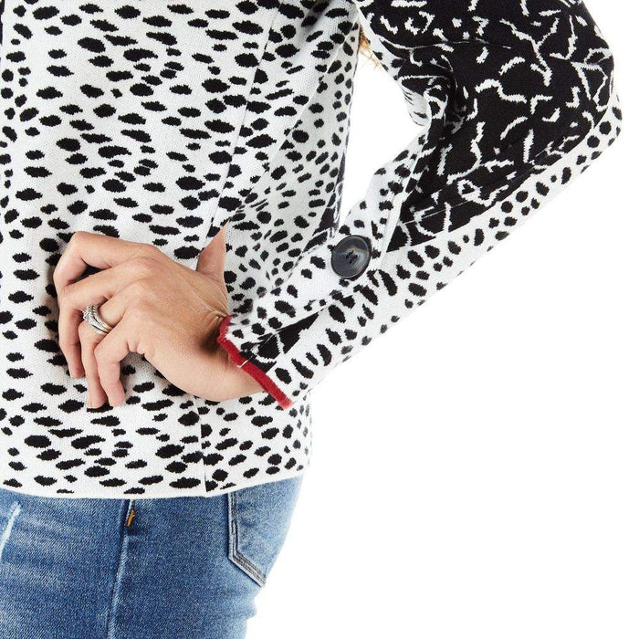 True Blue Ethyl Women's Black and White Animal Print Sweater
