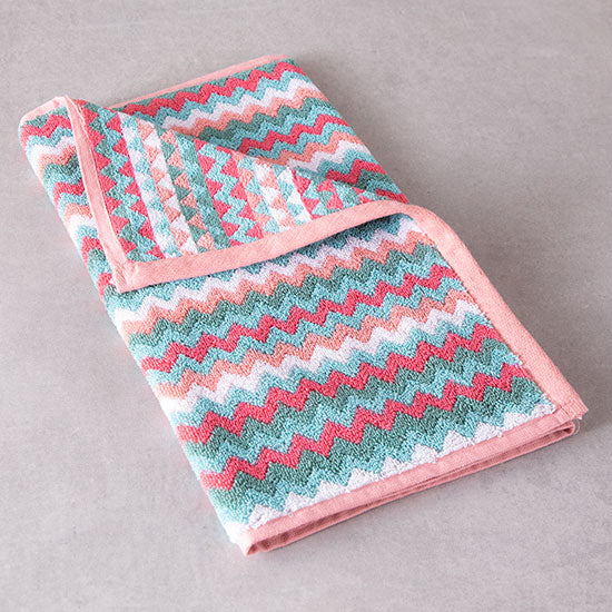 Lintex Lines Coral and Turquoise Zig Zag Towels