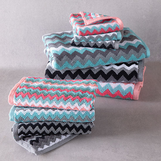 Lintex Lines Coral and Turquoise Zig Zag Towels